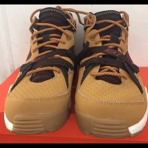 Awesome BO JACKSON Air Trainer Max 91 sneakers.